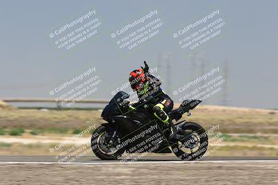media/Aug-03-2025-TrackDaz (Sun) [[bf4a71acf9]]/C Group/1240pm (Wheelie Bump)/